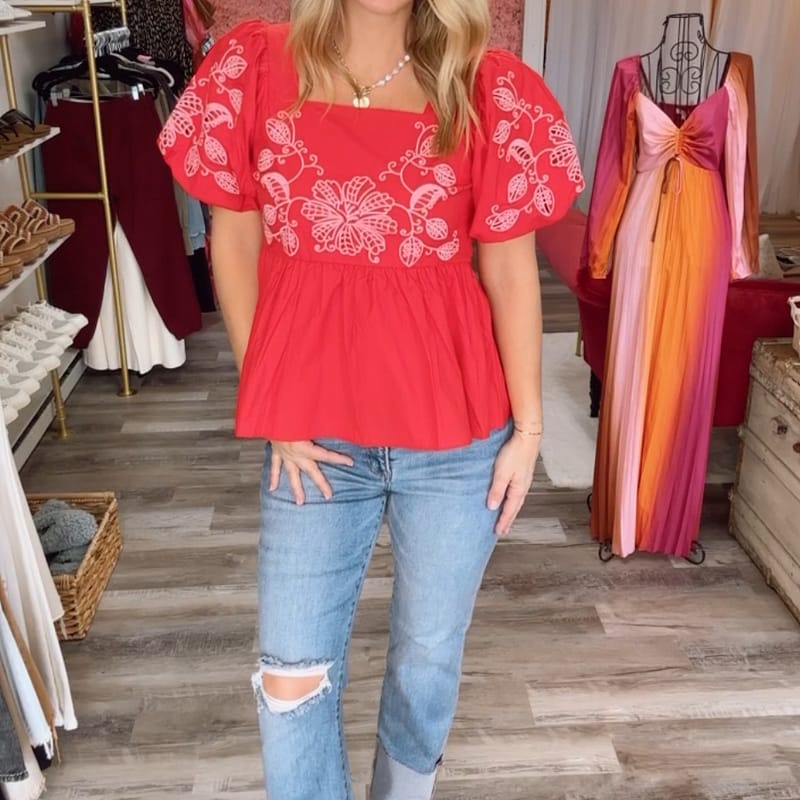 Jodifl-Spring25-JDRS-red puff sleeve top w/pink embroidery
